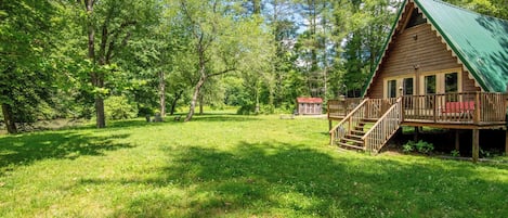 Welcome to your cabin, "A Frame of Mind," on the New River!