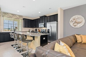 1559CareyPalmCircle-10