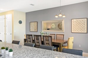 1559CareyPalmCircle-12