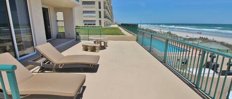 Lounge on the balcony with an incredible view