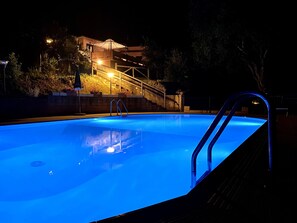 Utomhuspool