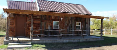 Rustic barn wood cabin!