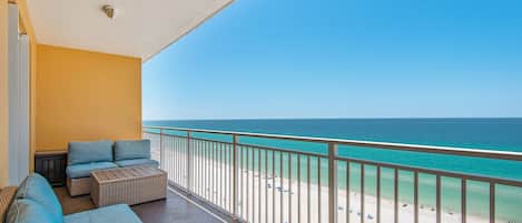 Sterling Reef 802 balcony views
