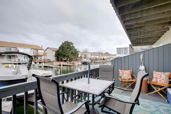 Ocean City Vacation Rental | 2BR | 2.5BA | 1,300 Sq Ft | Stairs Required
