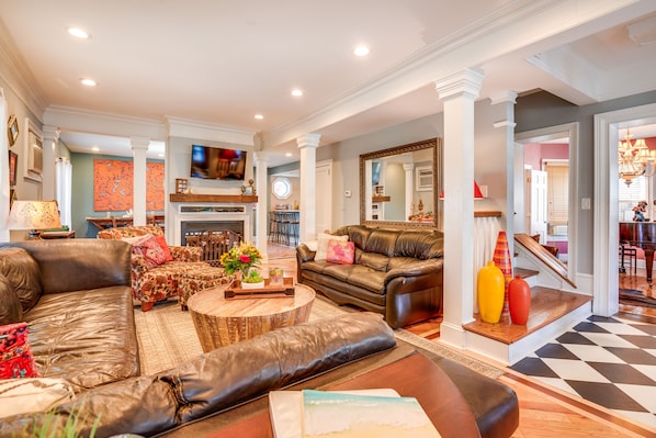 Asbury Park Vacation Rental | 8BR | 3.5BA | 3,156 Sq Ft | Stairs Required