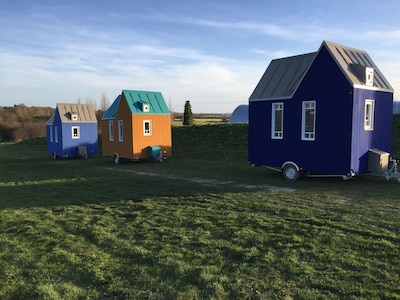 Tiny houses mobiles sur mer et golf