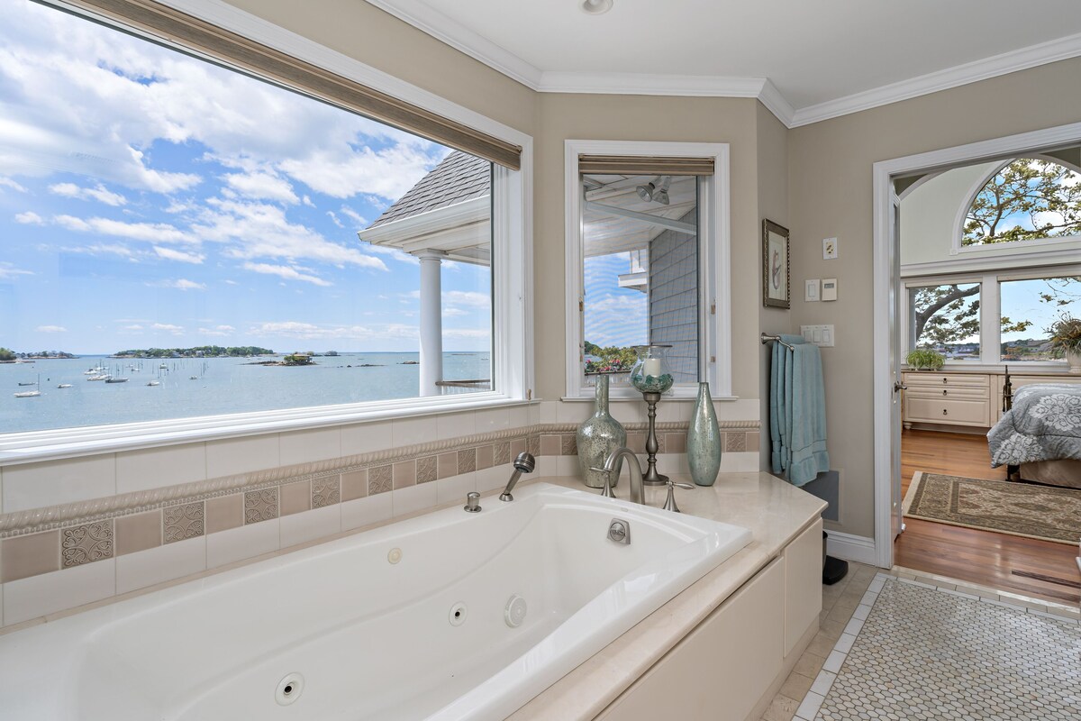 Spectacular Stony Creek Waterfront Home