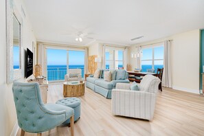 Oceanfront Living Room and Dining Area