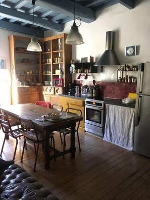 Private kitchen