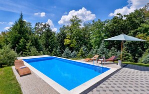 pool
