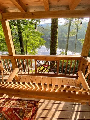 Mid floor bench swing view