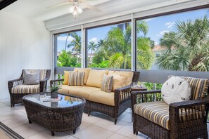 Lanai area overlooking the pool 