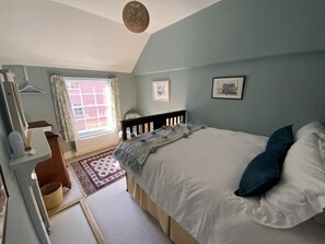 Small double room