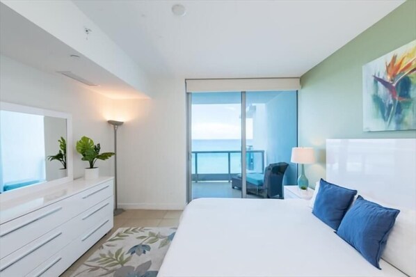 Miami Miami Beach 1 Bedroom Corner Oceanfro Bedroom