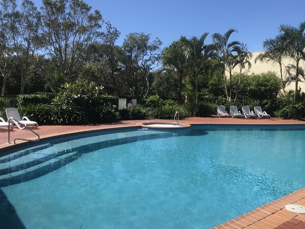 Spa and pool