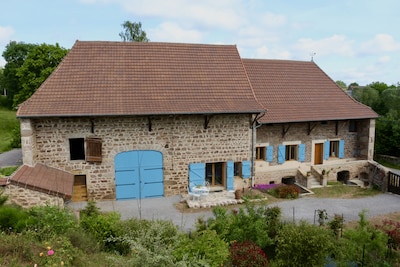 Gîte de charme - 15 personnes -  Ferme rénovée - Bourgogne 