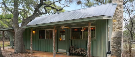 Front of Rosemary cabin with covered porch