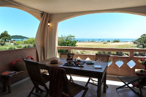 Loggia vue sur la mer