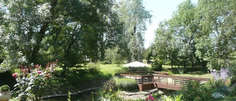 terrasse et jardin