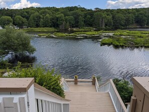 Many great views of the lake.