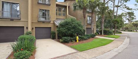 Garage with parking for one. Driveway will park 1-2 cars depending on size.