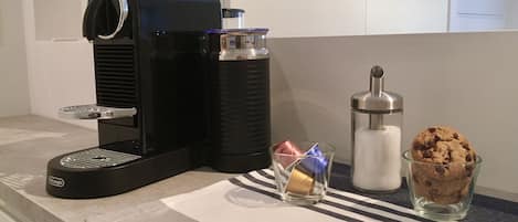 Kaffe och/eller kaffebryggare