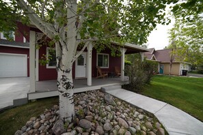 Front porch to hang out and enjoy the mountain air on your summer vacation.