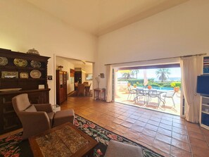 Living room with access to the terrace