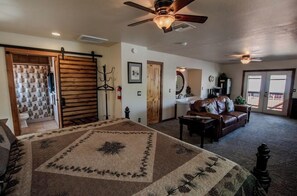 Pine Suite