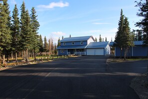 Paved, private parking is just one of the many extras with this home in Denali.