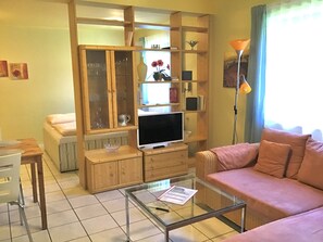 Ferienwohnung 38 qm, Parterre, kombinierter Wohn- und Schlafbereich, max. 2 Personen-Wohn-/Schlafbereich