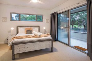 Master bedroom with king bed and private ensuite. Private balcony overlooking Golf Course