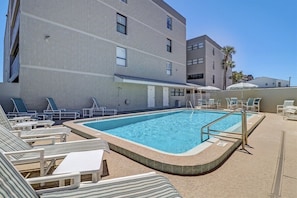 Private Complex Pool (not heated)