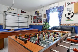 Spielezimmer