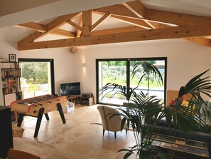 Spielezimmer