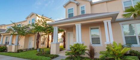 The view of your lovely vacation home in tropical Florida!