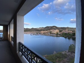 Amazing Lake View from cozy balcony