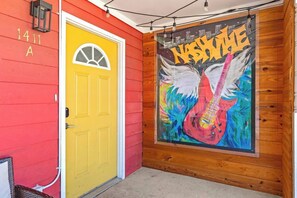 Our entrance features a custom, on-of-a-kind piece of Nashville art. Perfect for taking pictures with your group!