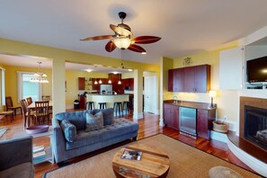 Enjoy the large open floor plan with a great cocktail bar!