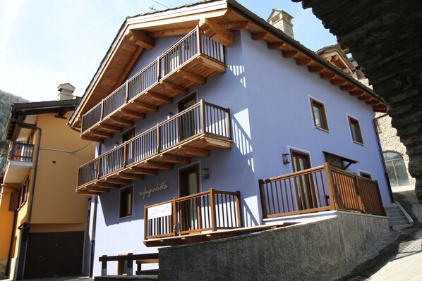 Exterior