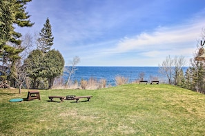 Backyard | Fire Pit | Lake Superior Access | Gas Grill