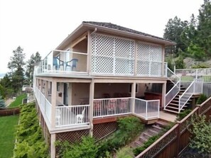 Acker Vacation Homes & Suites Kelowna Rentals