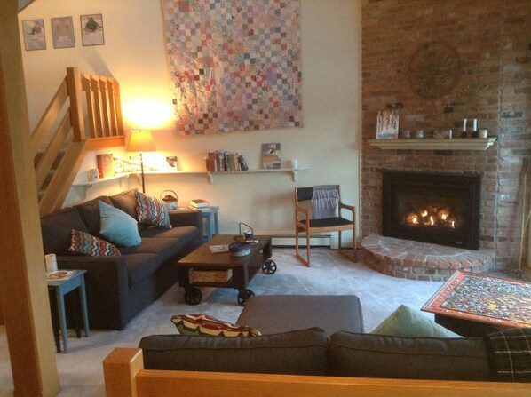 Living room with gas fireplace