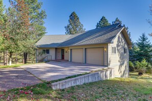 Property Exterior | Keyless Entry