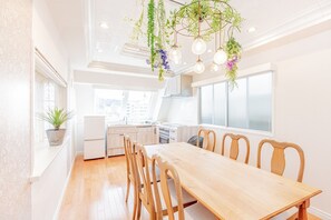 dining kitchen