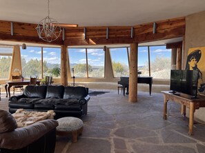 Circular living room/dining room