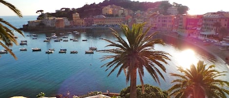 Vista della Baia del Silenzio - View of Silence Bay