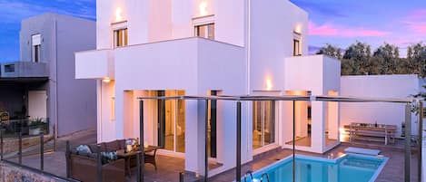 Cretan Sunset Villa | HotelPraxis Group