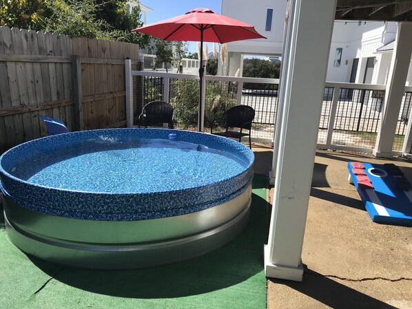 8' diameter x 2' deep trendy stock tank pool-perfect for all to cool off!