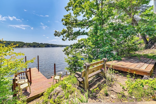 Queensbury Vacation Rental | 3BR | 1.5 BA | 1,500 Sq Ft | Stairs Required